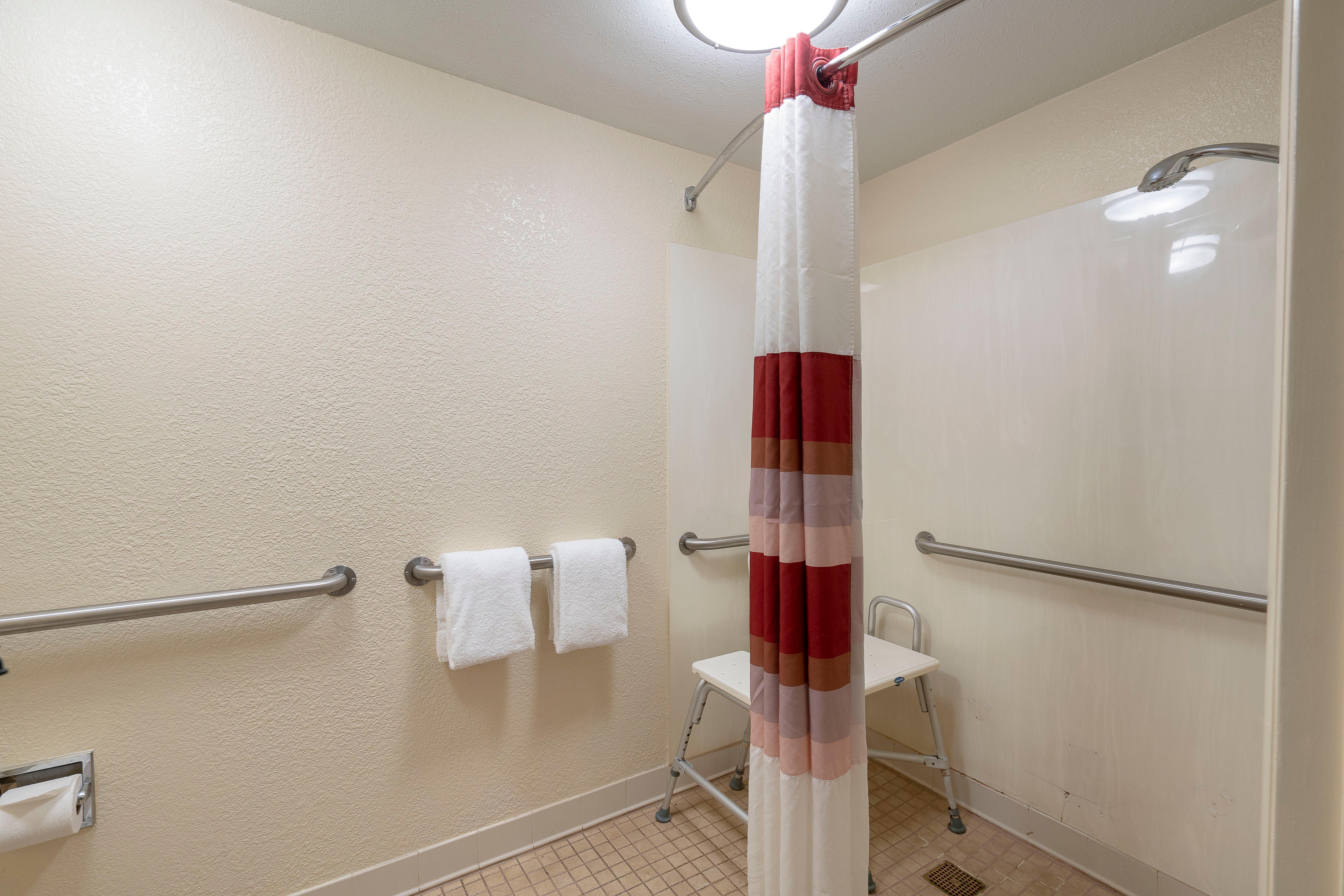 Red Roof Inn Detroit - Roseville St Clair Shores Экстерьер фото
