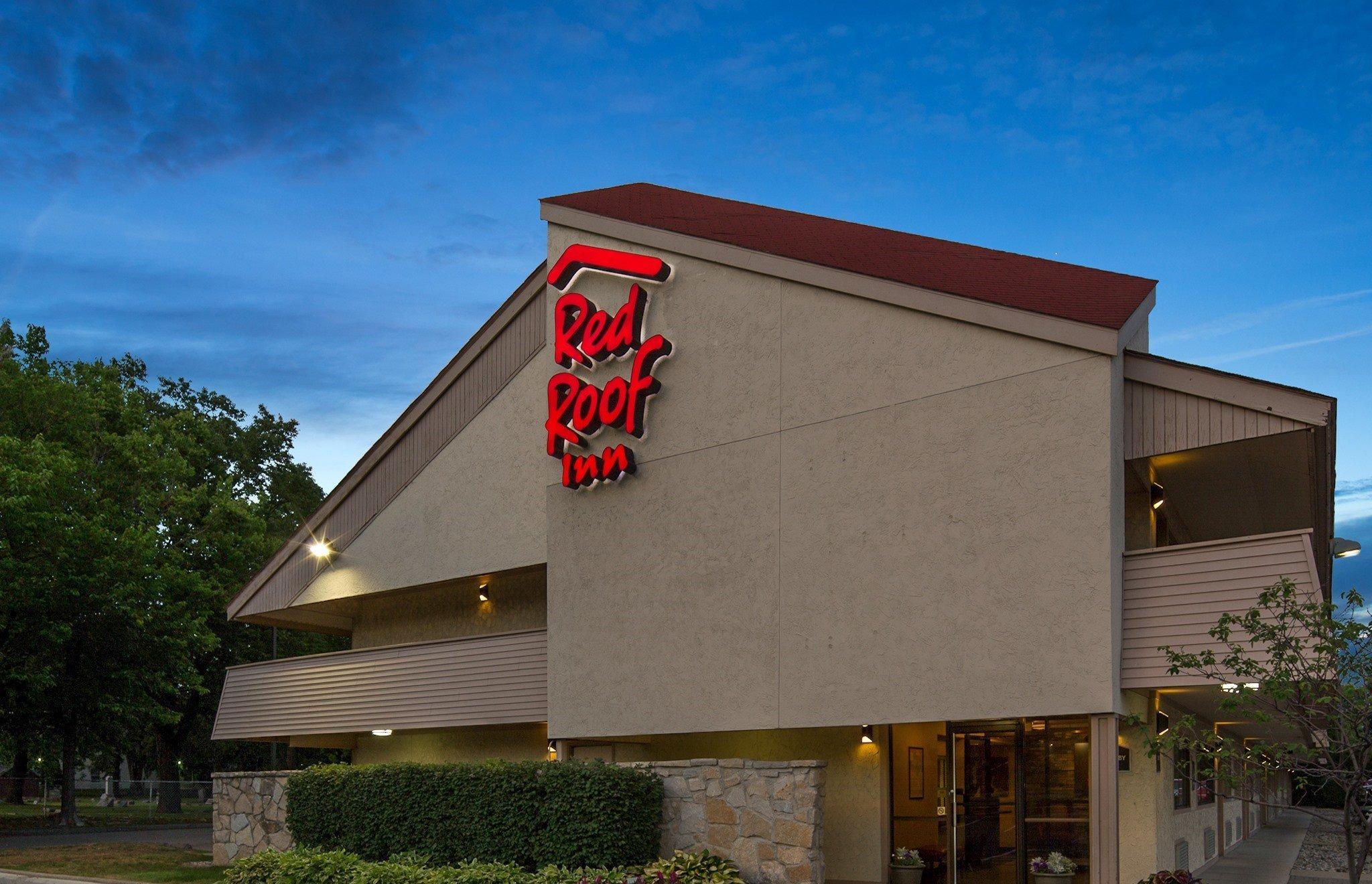 Red Roof Inn Detroit - Roseville St Clair Shores Экстерьер фото